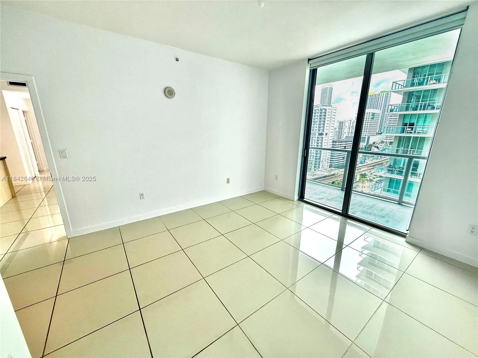 79 SW 12th St # 1909-S + DEN, Miami, FL 33130 photo 6