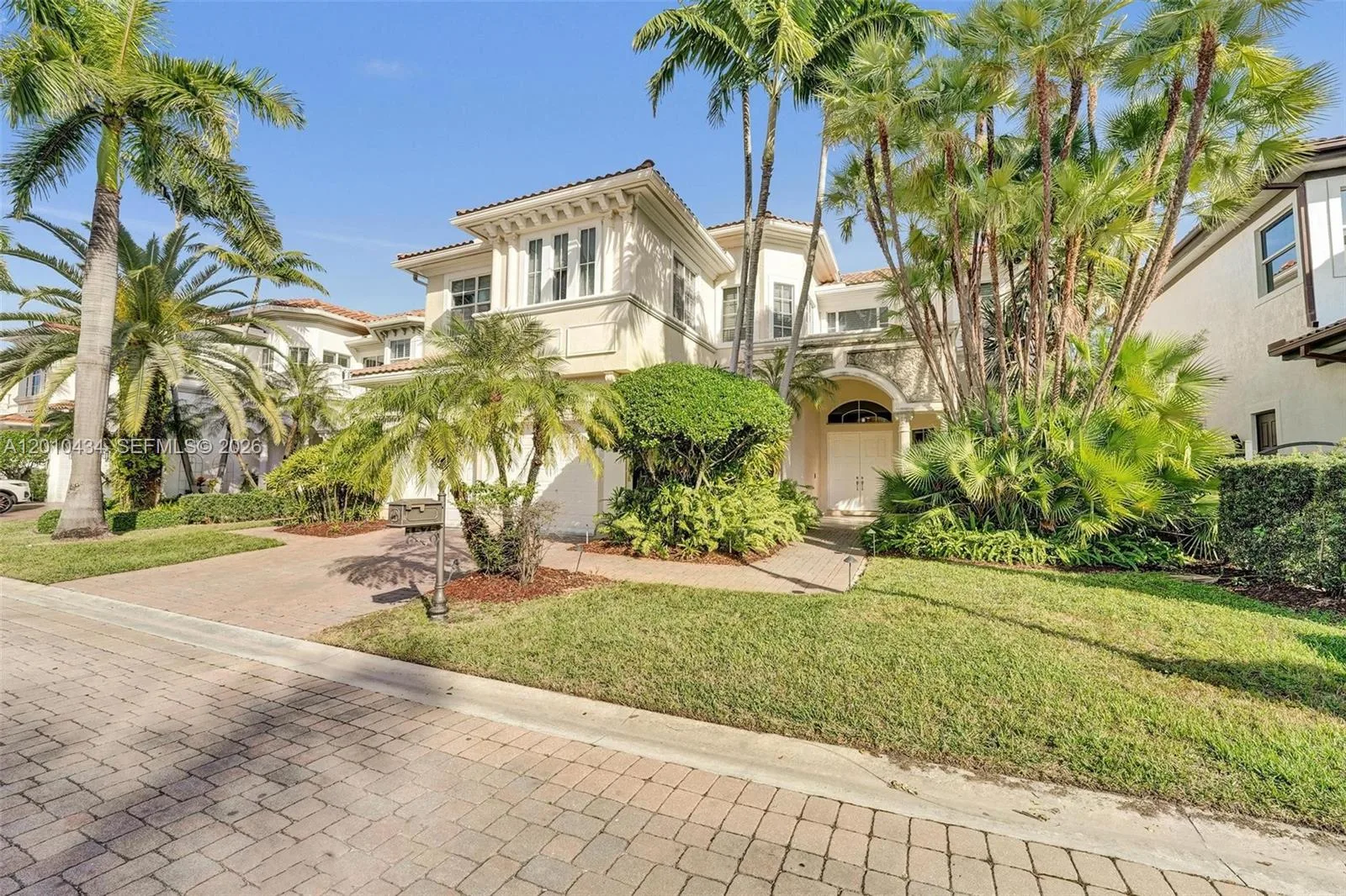 1575 Windjammer Way, Hollywood, FL 33019 photo 6