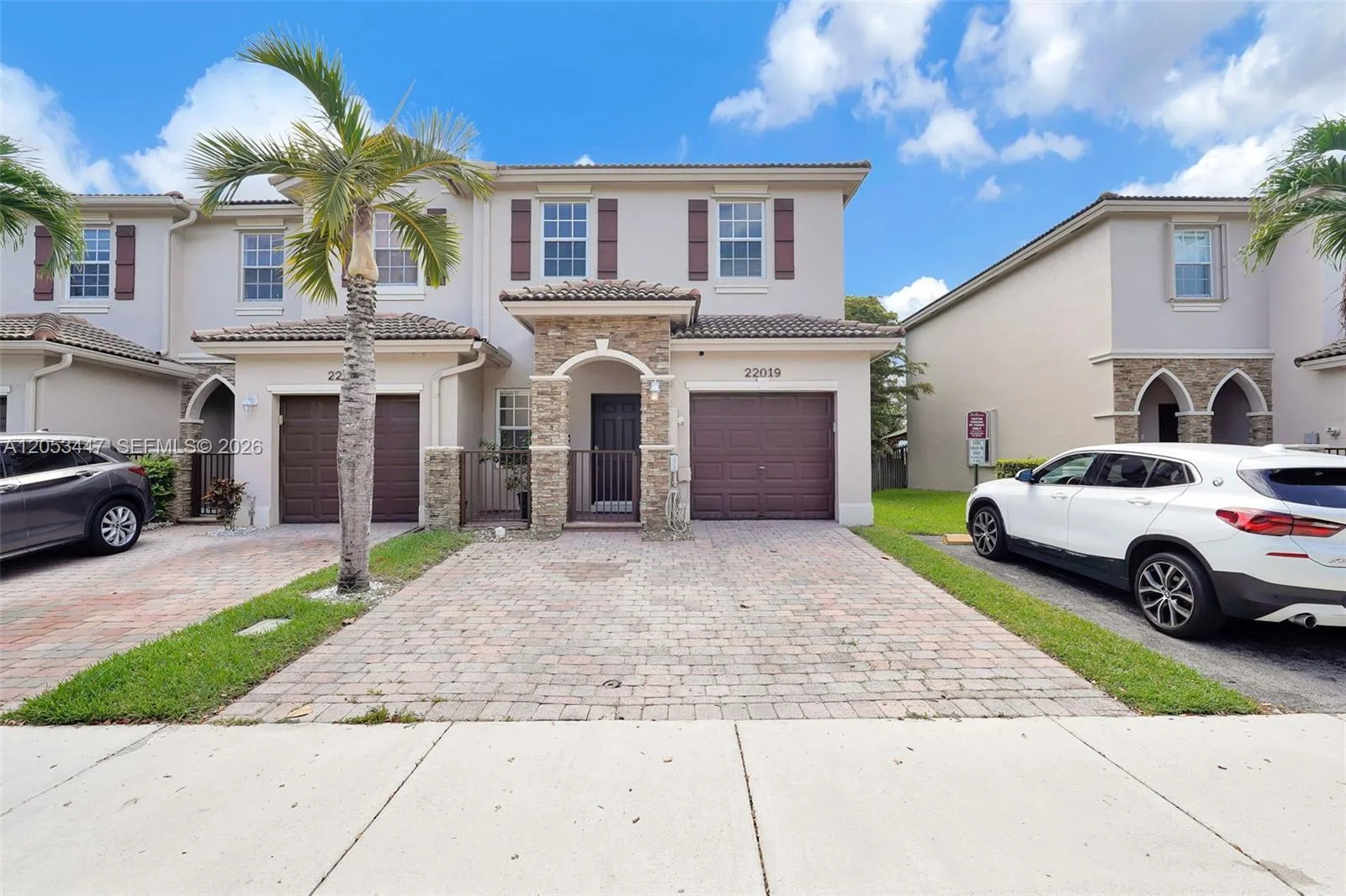 22019 SW 92nd Pl, Cutler Bay, FL 33190 photo 3