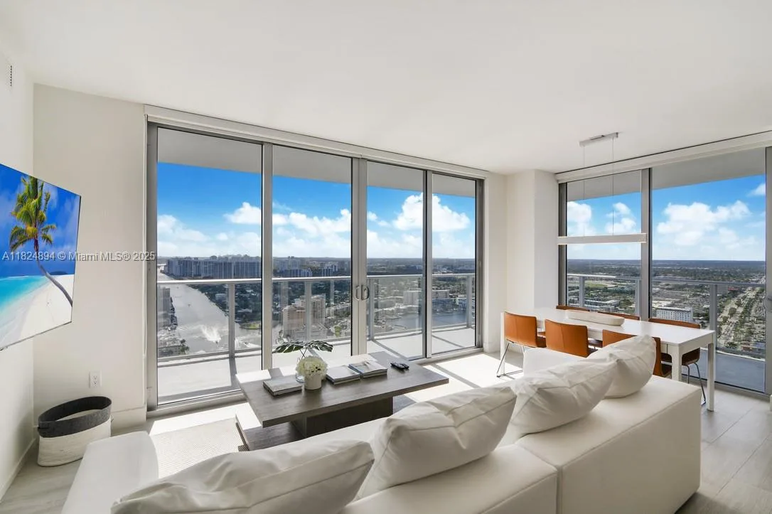 4010 S Ocean Dr # T3708, Hollywood, FL 33019