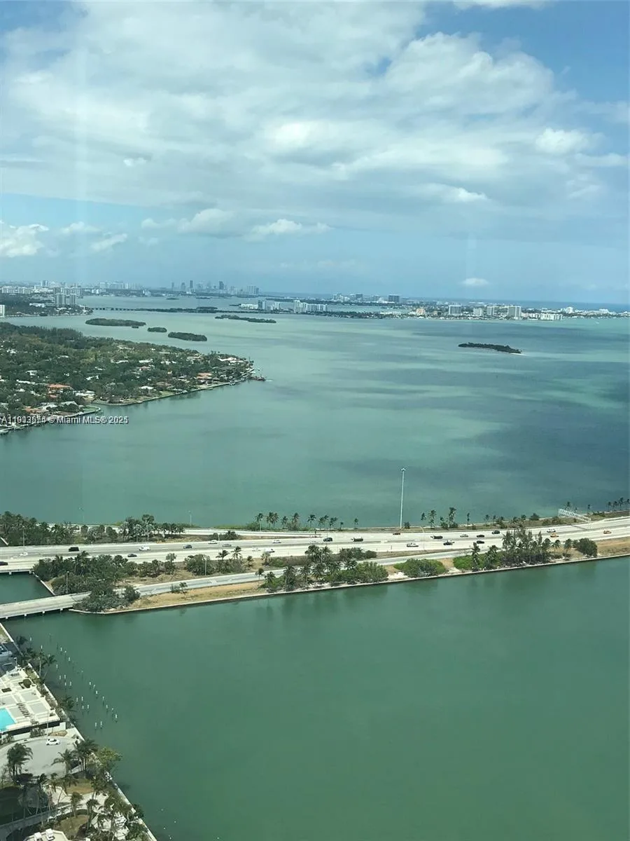 650 NE 32nd St # 4908, Miami, FL 33137