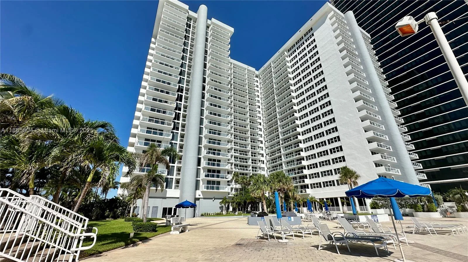 2030 S Ocean Dr # 1022, Hallandale Beach, FL 33009 photo 2