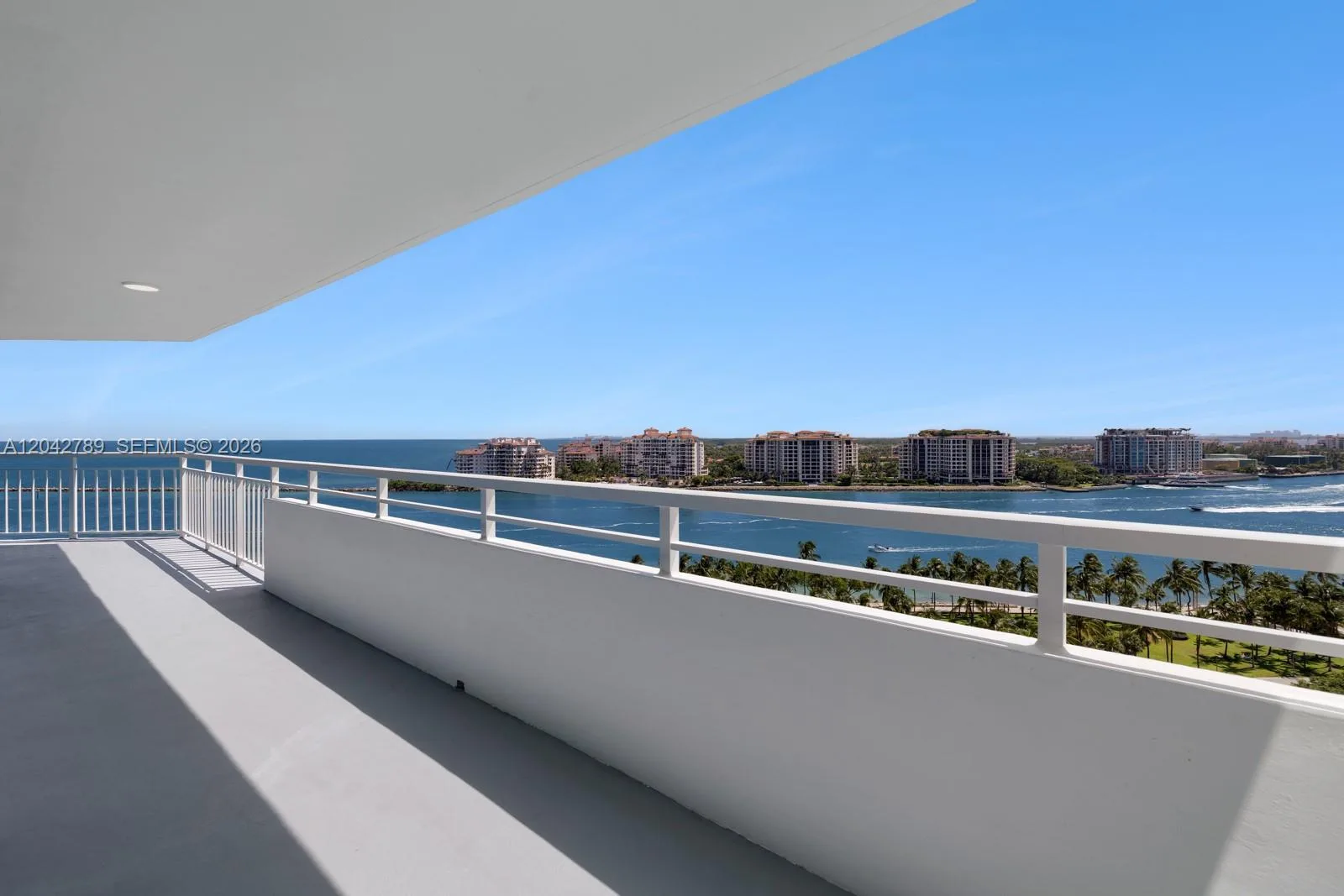 400 S Pointe Dr # 1503/04, Miami Beach, FL 33139 photo 2