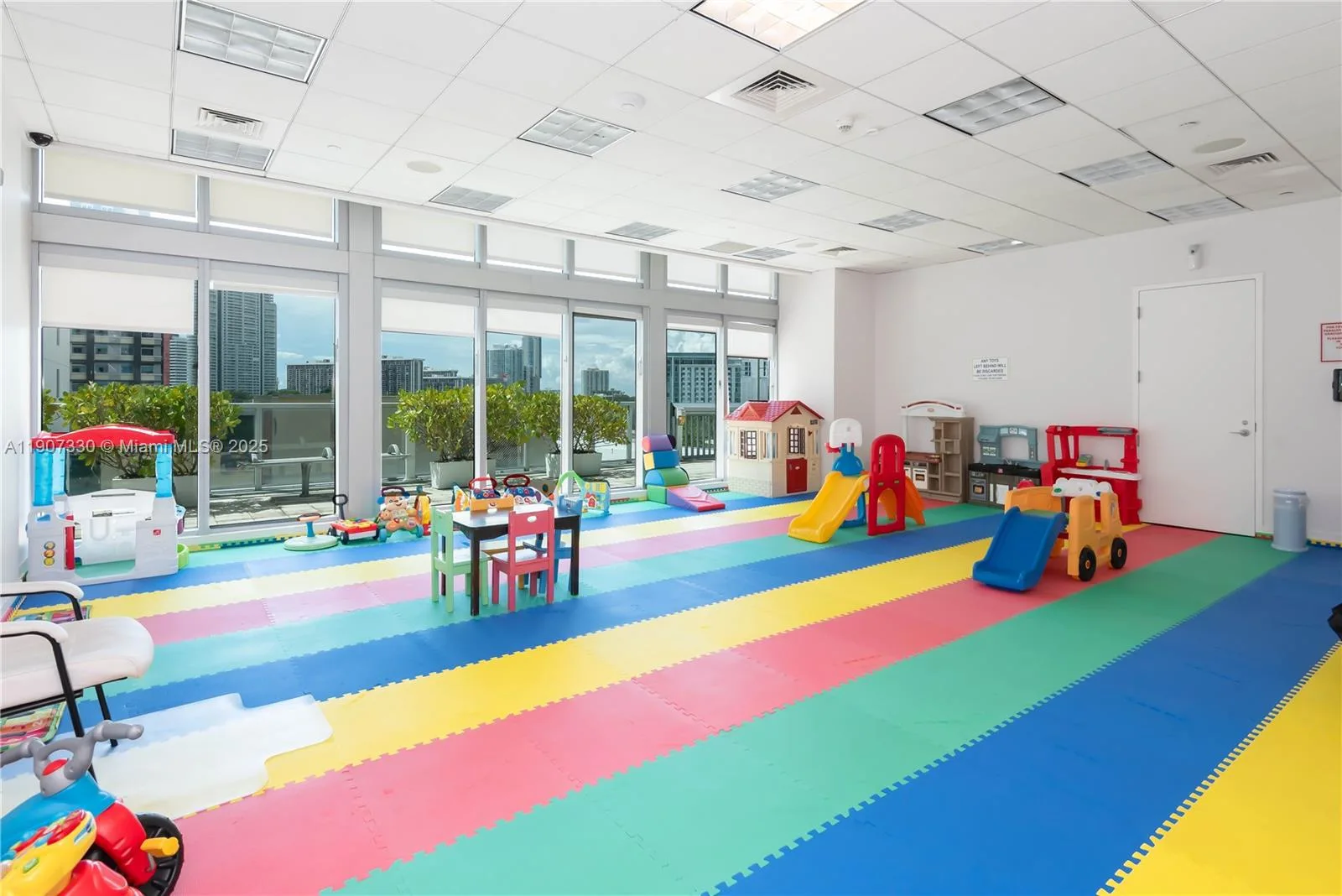 79 SW 12th St # 3111-S, Miami, FL 33130 photo 9
