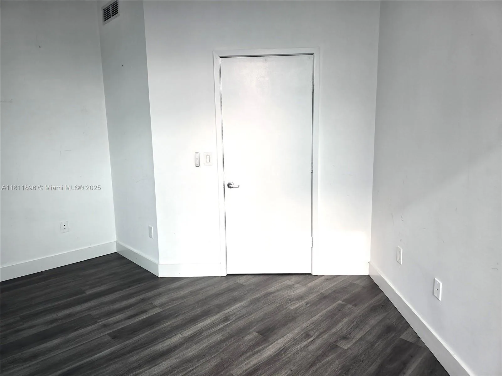 350 NE 24th St # 1008, Miami, FL 33137 photo 13