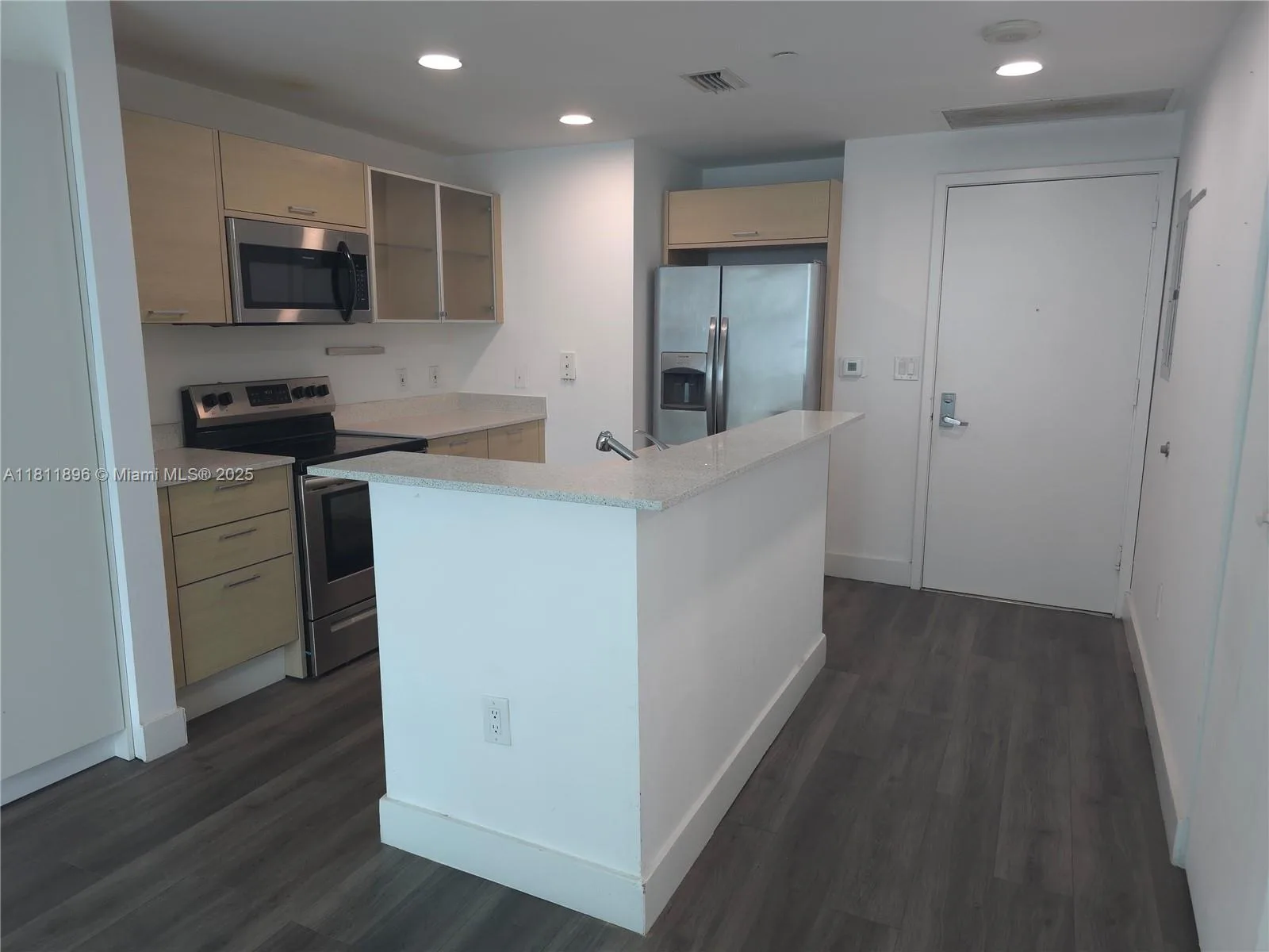 350 NE 24th St # 1008, Miami, FL 33137 photo 4