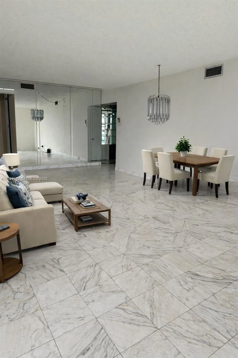 20379 W Country Club Dr # 1433, Aventura, FL 33180 photo 3