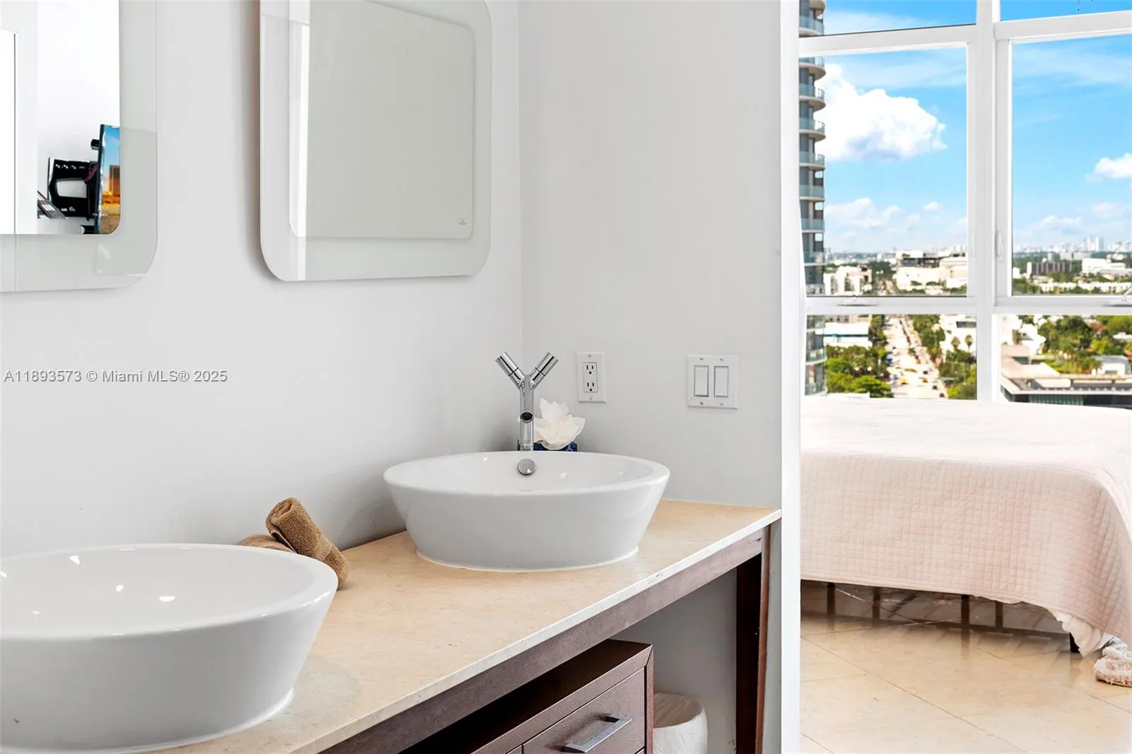 450 Alton Rd # 1708, Miami Beach, FL 33139 photo 11