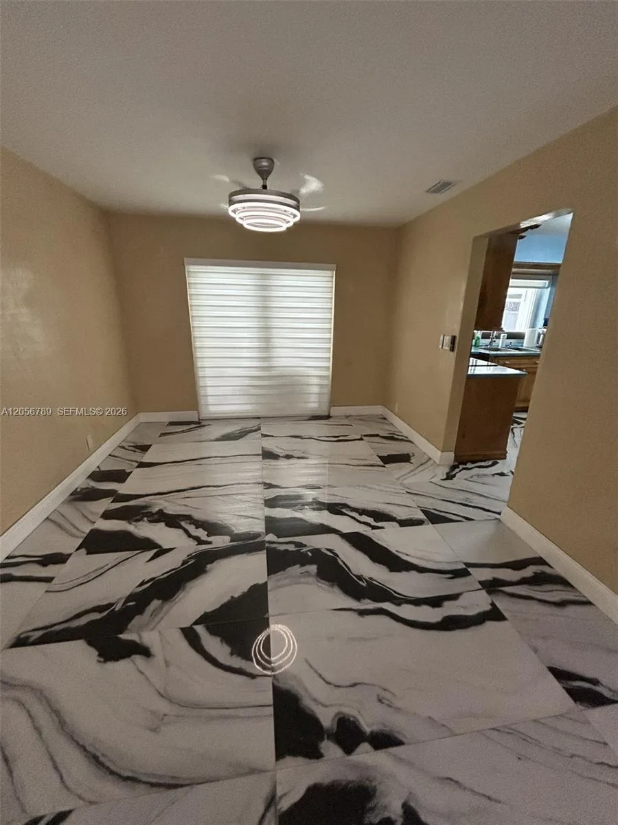 5240 SW 10th Ct, Plantation, FL 33317 photo 5