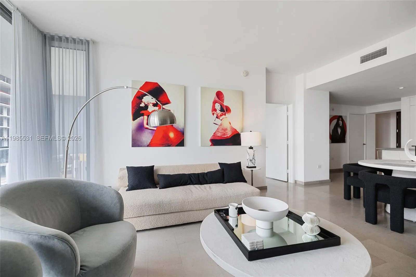 88 SW 7th St # 1010, Miami, FL 33130 photo 6