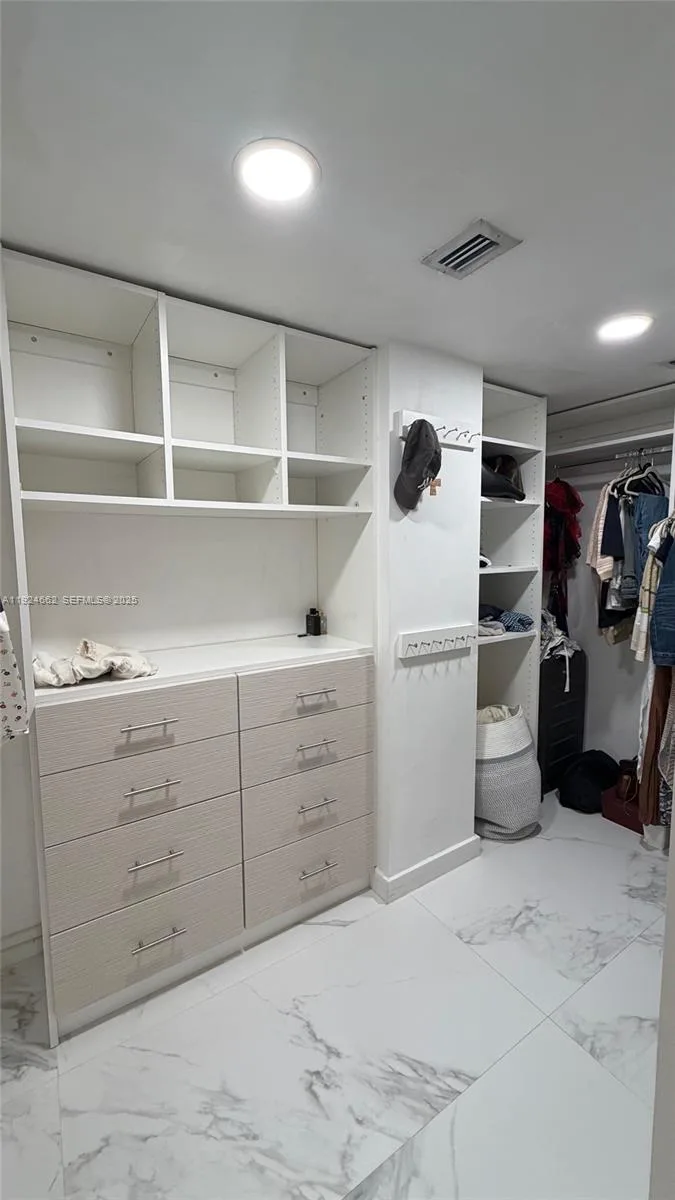 2333 Brickell Ave # 1814, Miami, FL 33129 photo 11