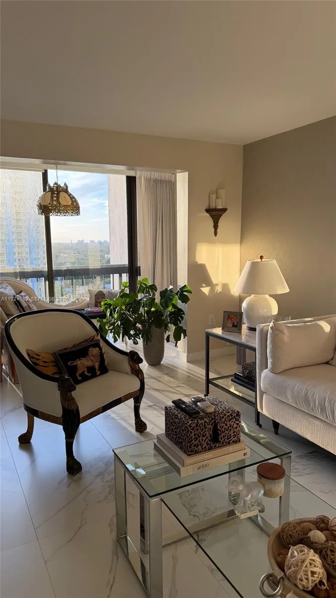 2333 Brickell Ave # 1814, Miami, FL 33129 photo 3