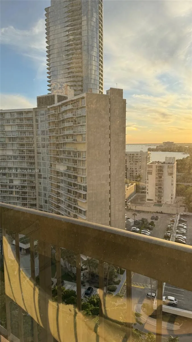 2333 Brickell Ave # 1814, Miami, FL 33129 photo 4