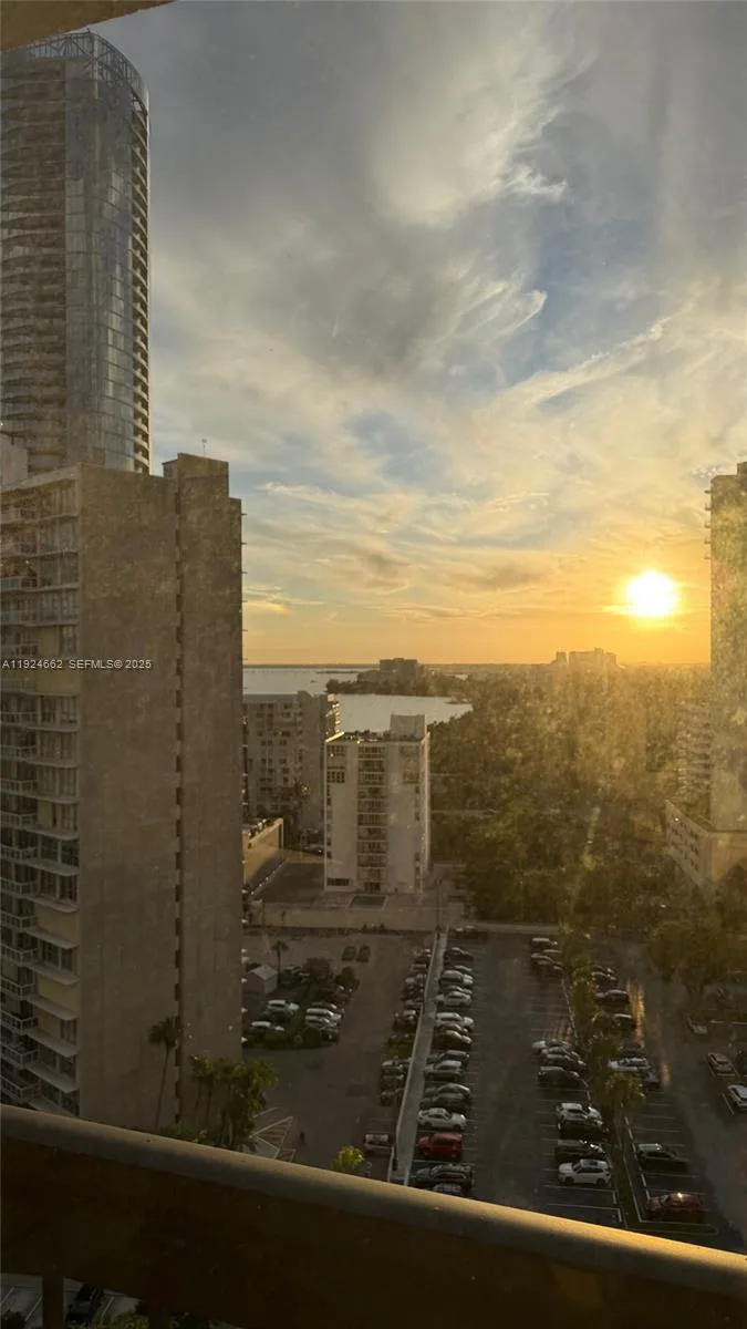 2333 Brickell Ave # 1814, Miami, FL 33129 photo 5