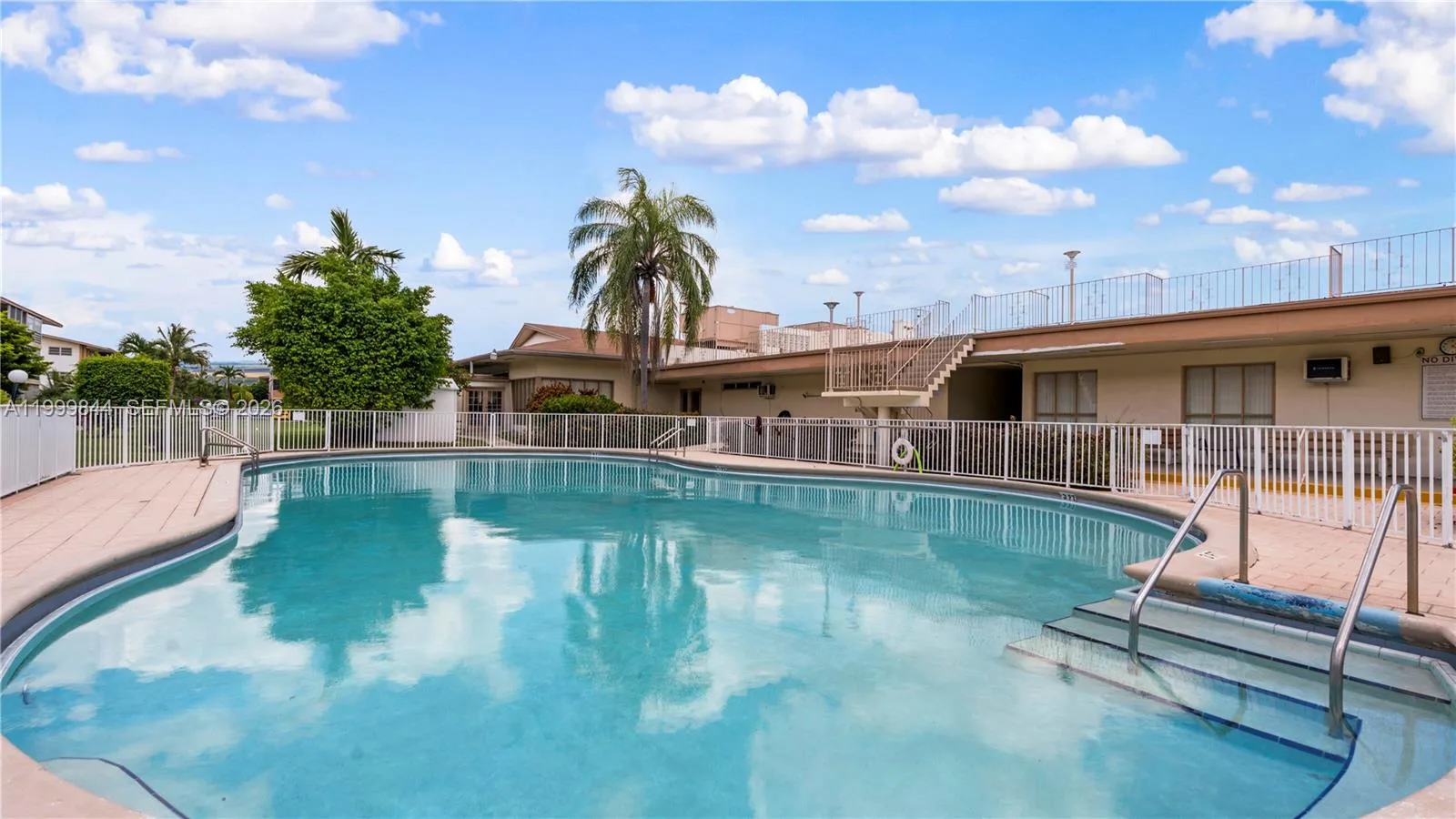 16900 NE 14th Ave # 204, Miami, FL 33162