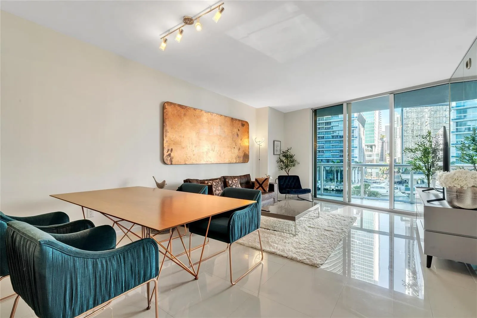 475 Brickell Avenue # 512, Miami, FL 33131
