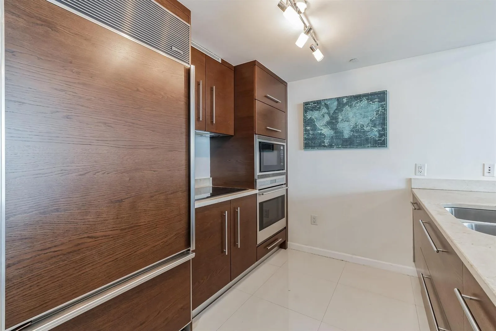 475 Brickell Avenue # 512, Miami, FL 33131 photo 12