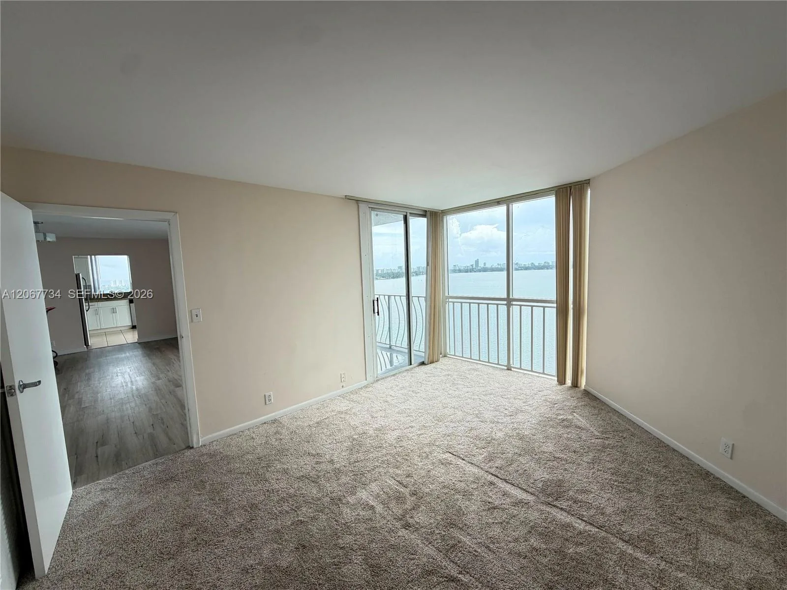 7601 E Treasure Dr # 2220, North Bay Village, FL 33141 photo 10