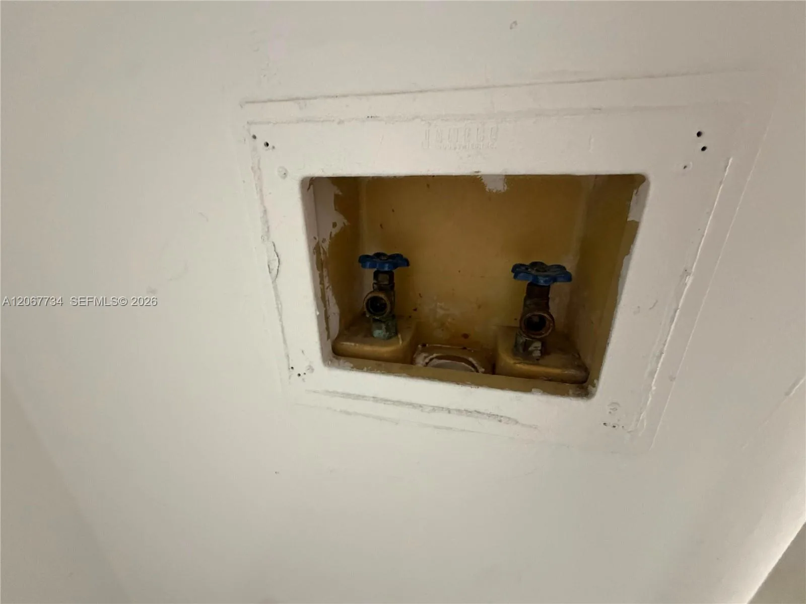 7601 E Treasure Dr # 2220, North Bay Village, FL 33141 photo 8
