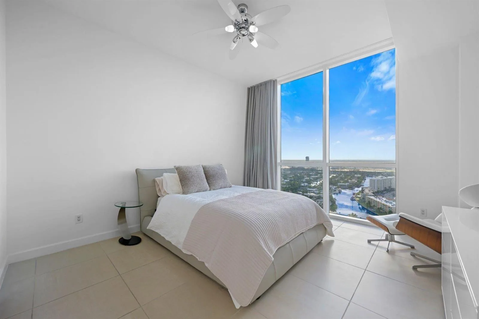 1945 S Ocean Drive # Ph 2808, Hallandale Beach, FL 33009 photo 13