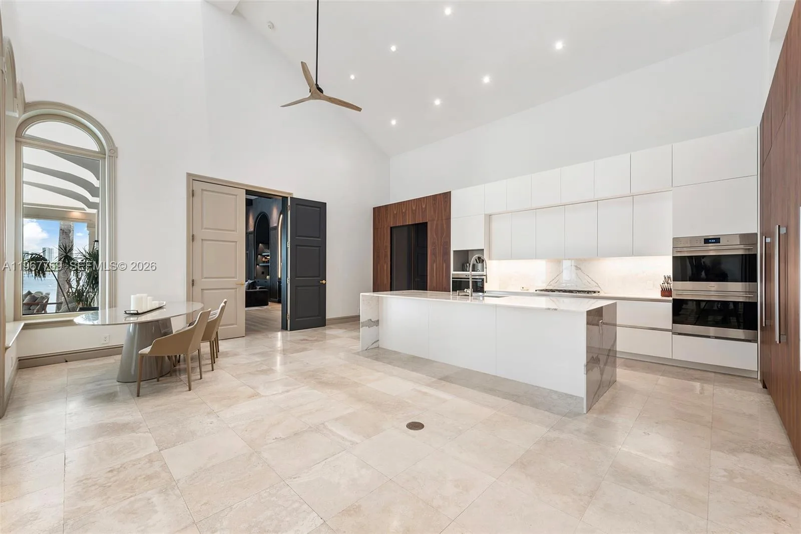 432 S Hibiscus Dr, Miami Beach, FL 33139 photo 12