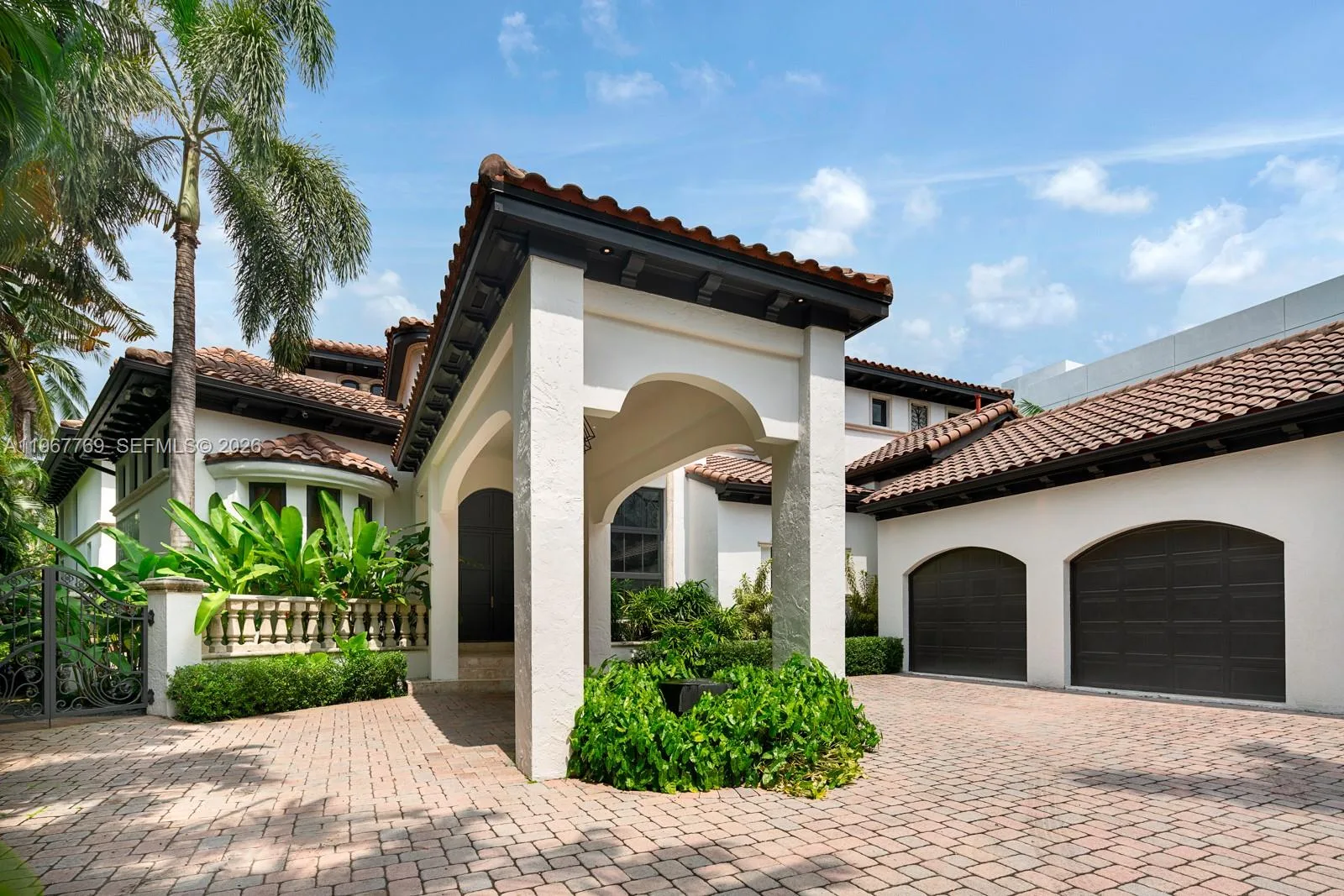 432 S Hibiscus Dr, Miami Beach, FL 33139 photo 3