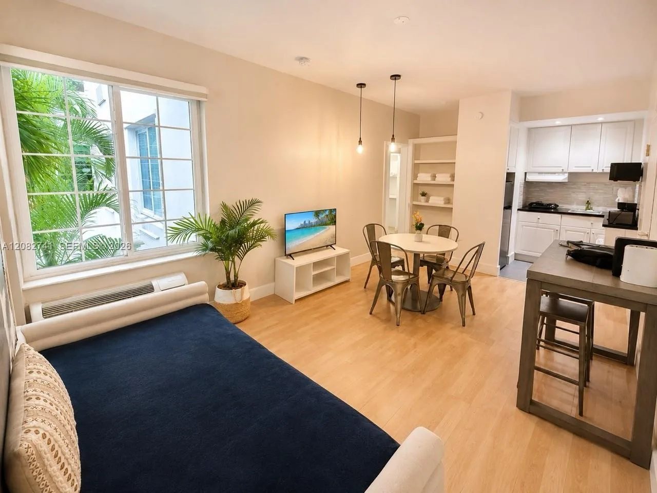 3025 Indian Creek Dr # 204, Miami Beach, FL 33140