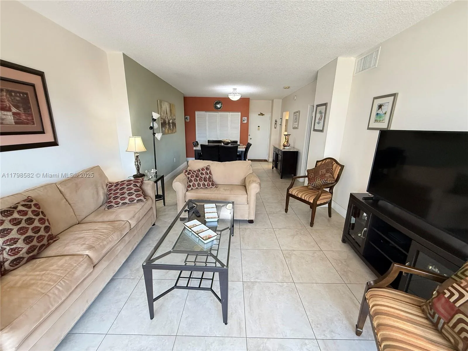 1980 S Ocean Dr # 6K, Hallandale Beach, FL 33009 photo 2