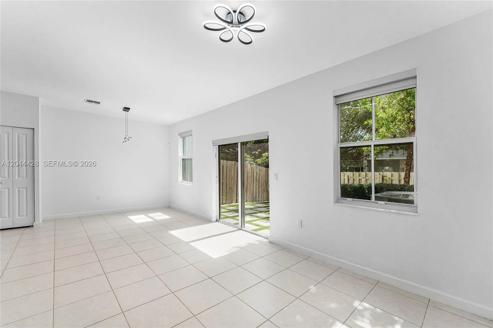 4669 NW 118th Ave, Coral Springs, FL 33076 photo 8