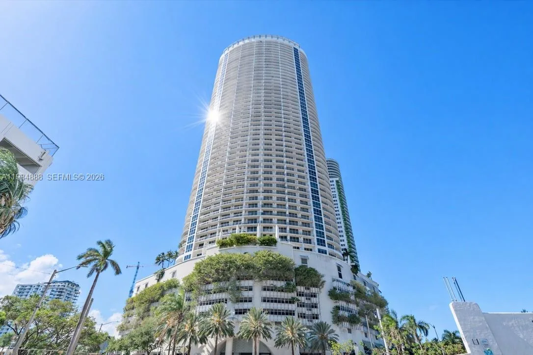 1750 N Bayshore Dr # 3811, Miami, FL 33132 photo 3