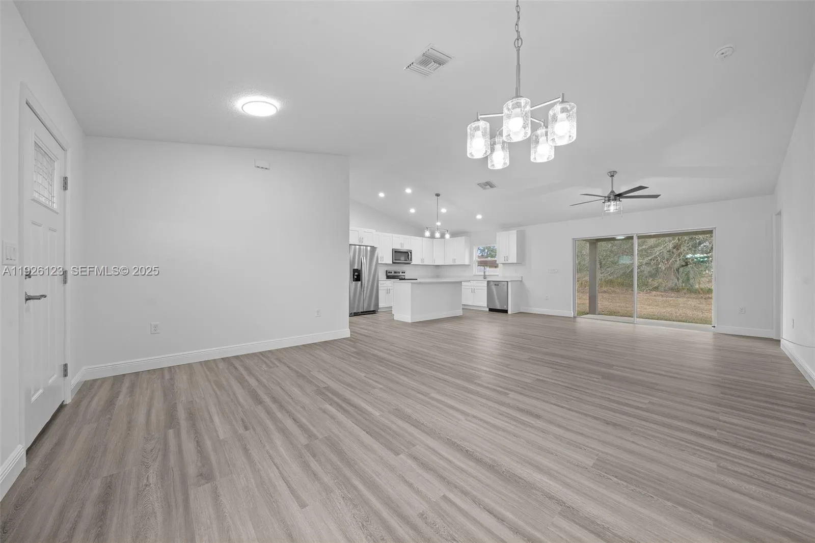 7 Walnut Place, Other City - In The State Of Florida, FL 34480 photo 5