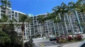 200 Leslie Dr # 303, Hallandale Beach, FL 33009 photo 3