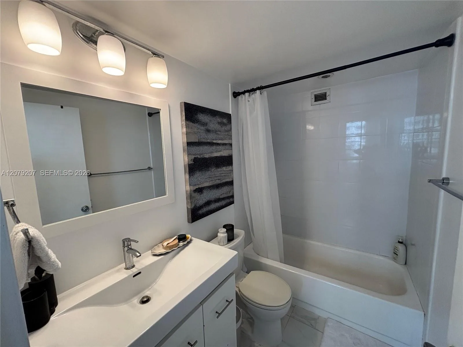 999 Brickell Bay Dr # 1105, Miami, FL 33131 photo 10