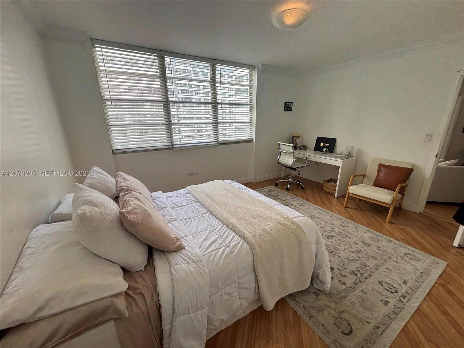 999 Brickell Bay Dr # 1105, Miami, FL 33131 photo 8