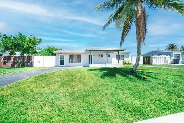 1720 SW 64th Ter, North Lauderdale, FL 33068 photo 2