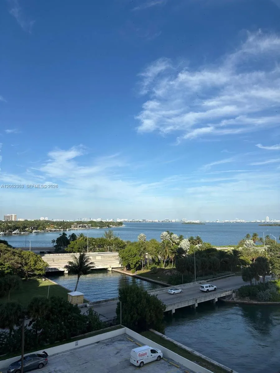 600 NE 36th St # 714, Miami, FL 33137 photo 2