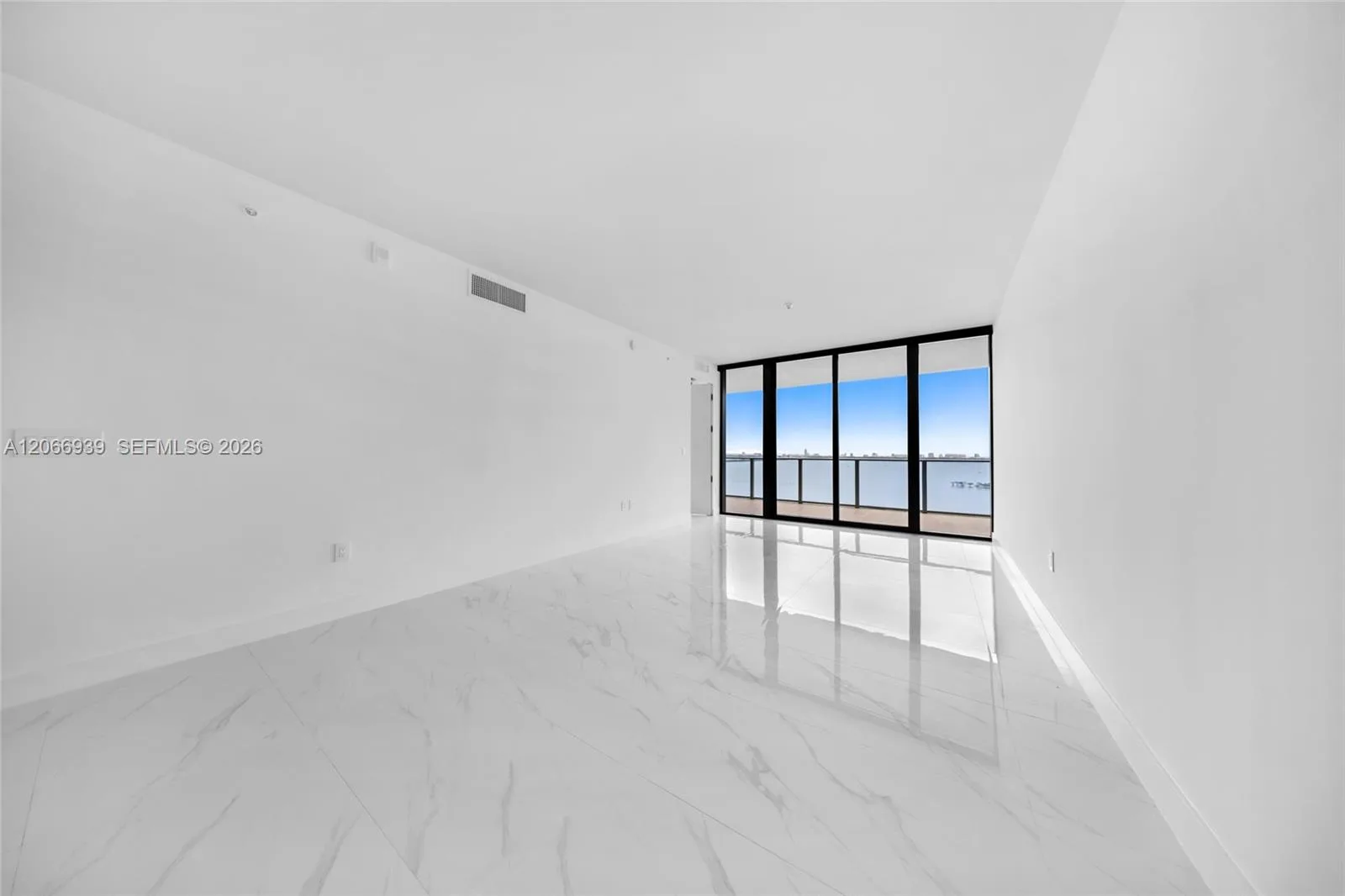 700 NE 24th St # 1706, Miami, FL 33137 photo 5