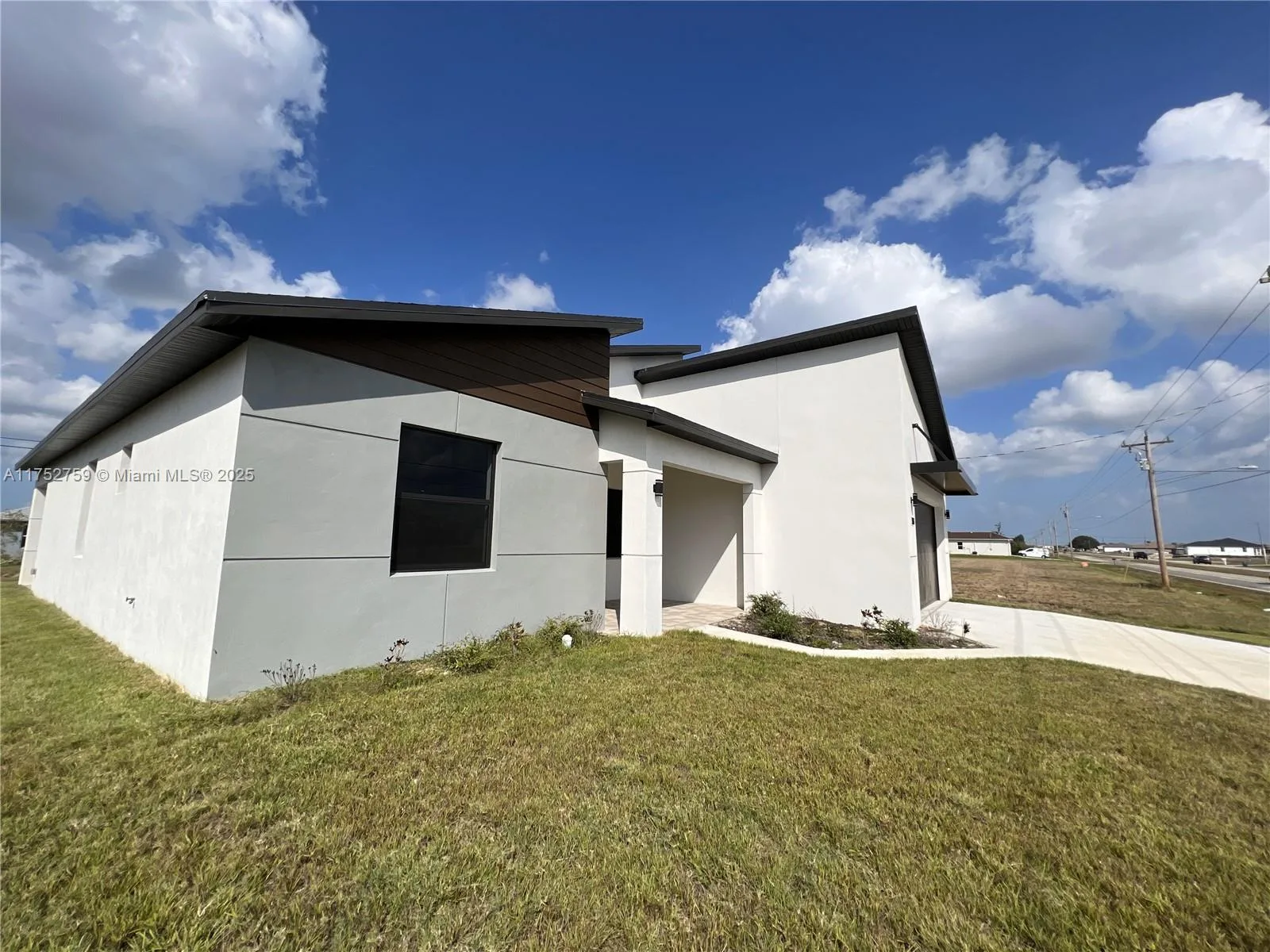 133 Diplomat Pkwy E, Cape Coral, FL 33993 photo 5