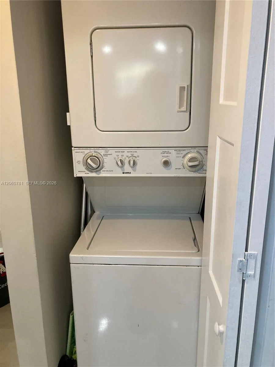 6767 Collins Ave # 1701, Miami Beach, FL 33141 photo 11