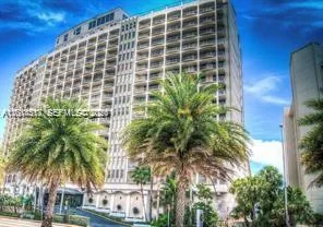 5401 Collins Ave # 932, Miami Beach, FL 33140