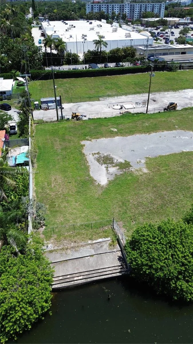 10500 Biscayne Blvd, Miami Shores, FL 33138 photo 11
