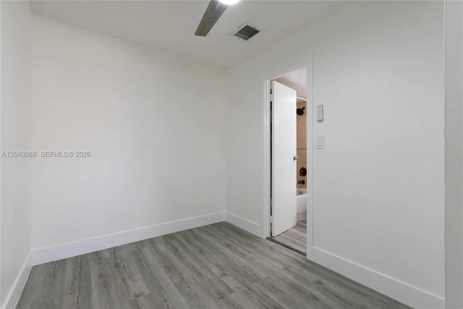 10501 SW 108th Ave # 209, Miami, FL 33176 photo 11