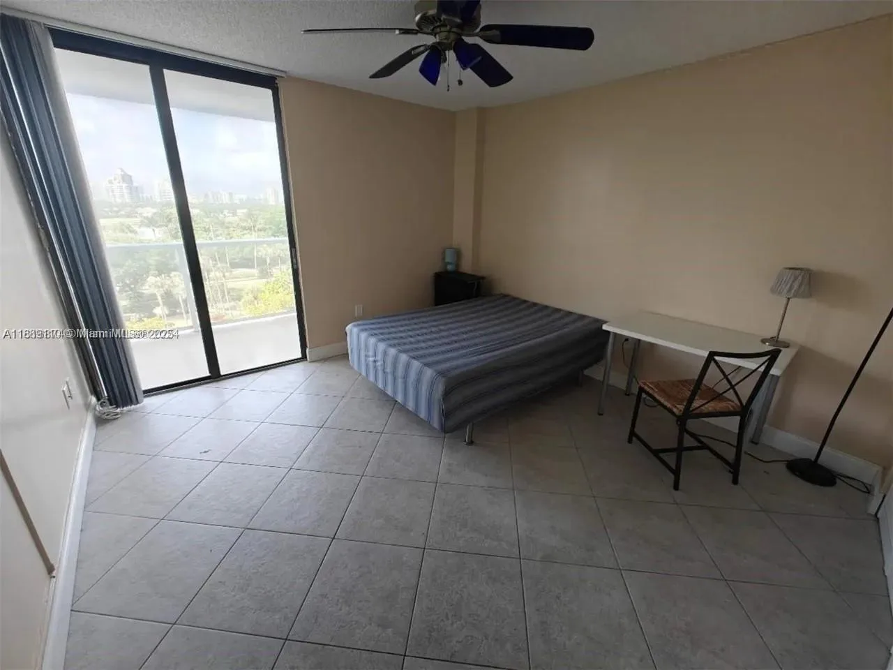 3701 N Country Club Dr # 705, Aventura, FL 33180 photo 5