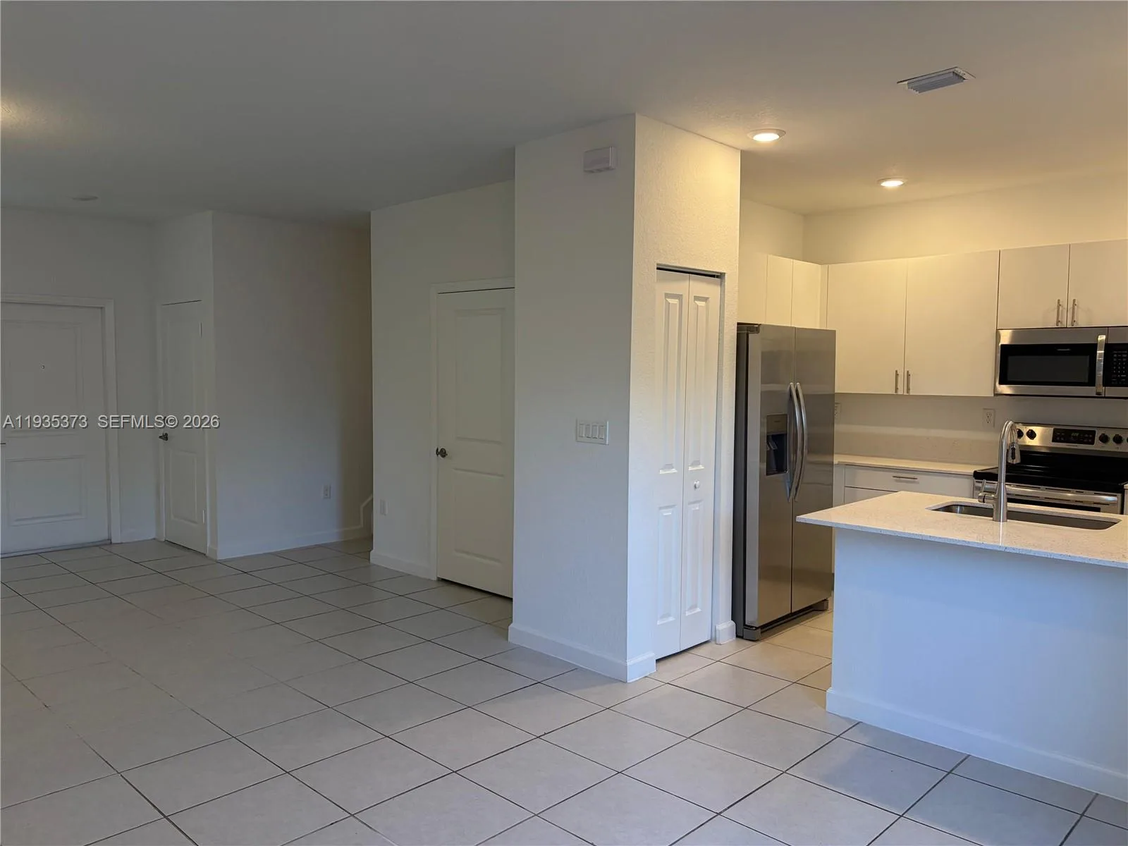 2661 SE 10th St # 2661, Homestead, FL 33035 photo 4