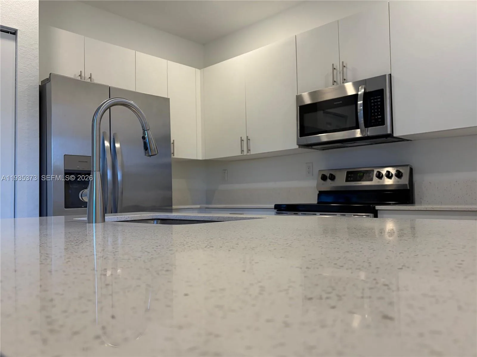 2661 SE 10th St # 2661, Homestead, FL 33035 photo 5