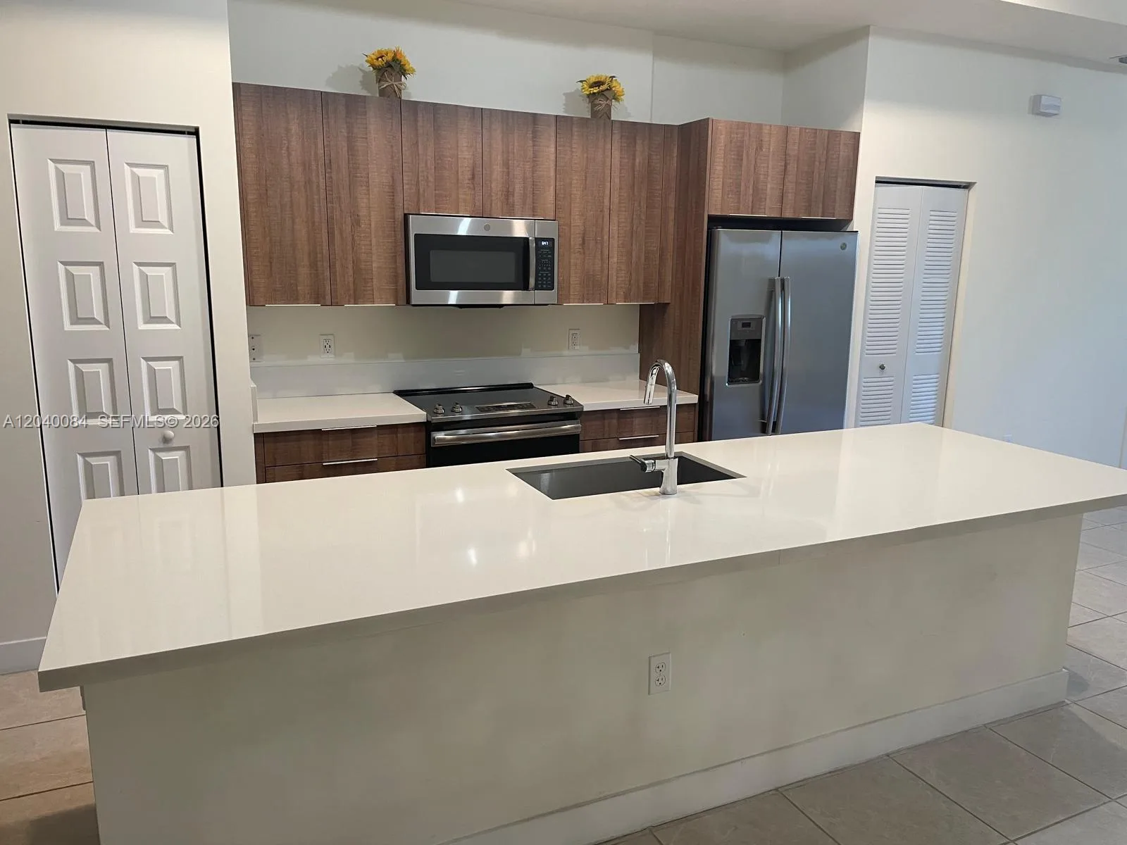 8025 NW 104th Ave # 31, Doral, FL 33178 photo 3