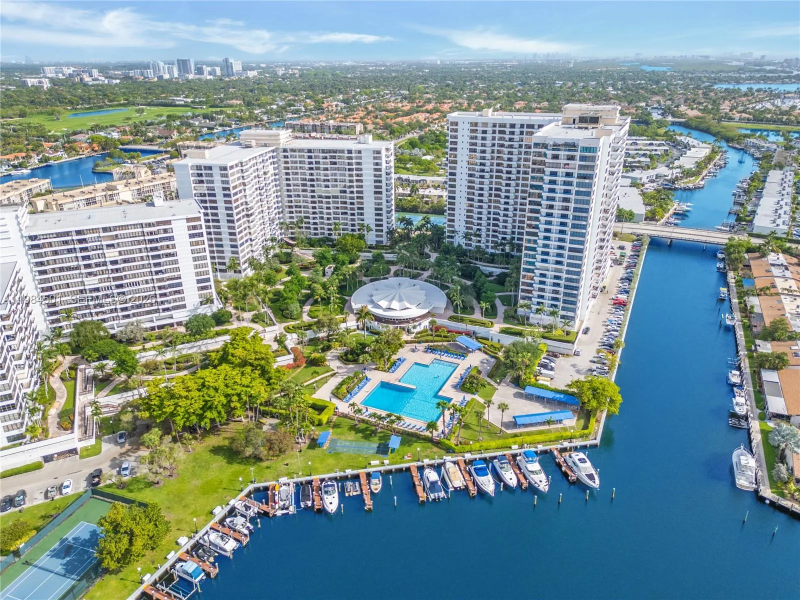 2500 Parkview Dr # 509, Hallandale Beach, FL 33009