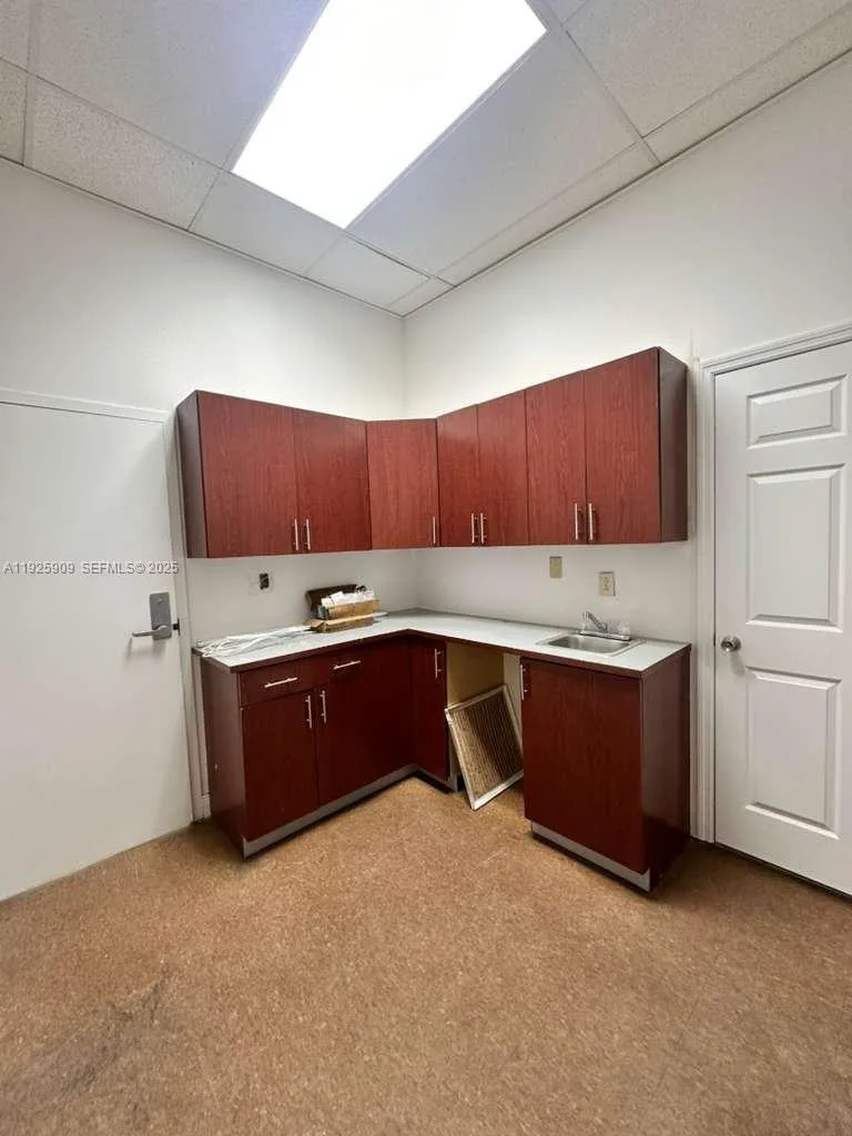 5911 NW 173rd Dr, Hialeah, FL 33015 photo 3