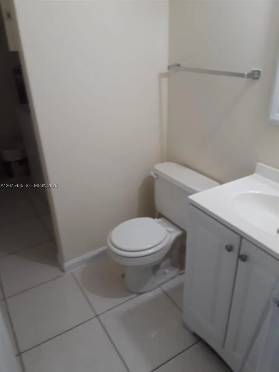 125 San Remo Blvd, North Lauderdale, FL 33068 photo 4
