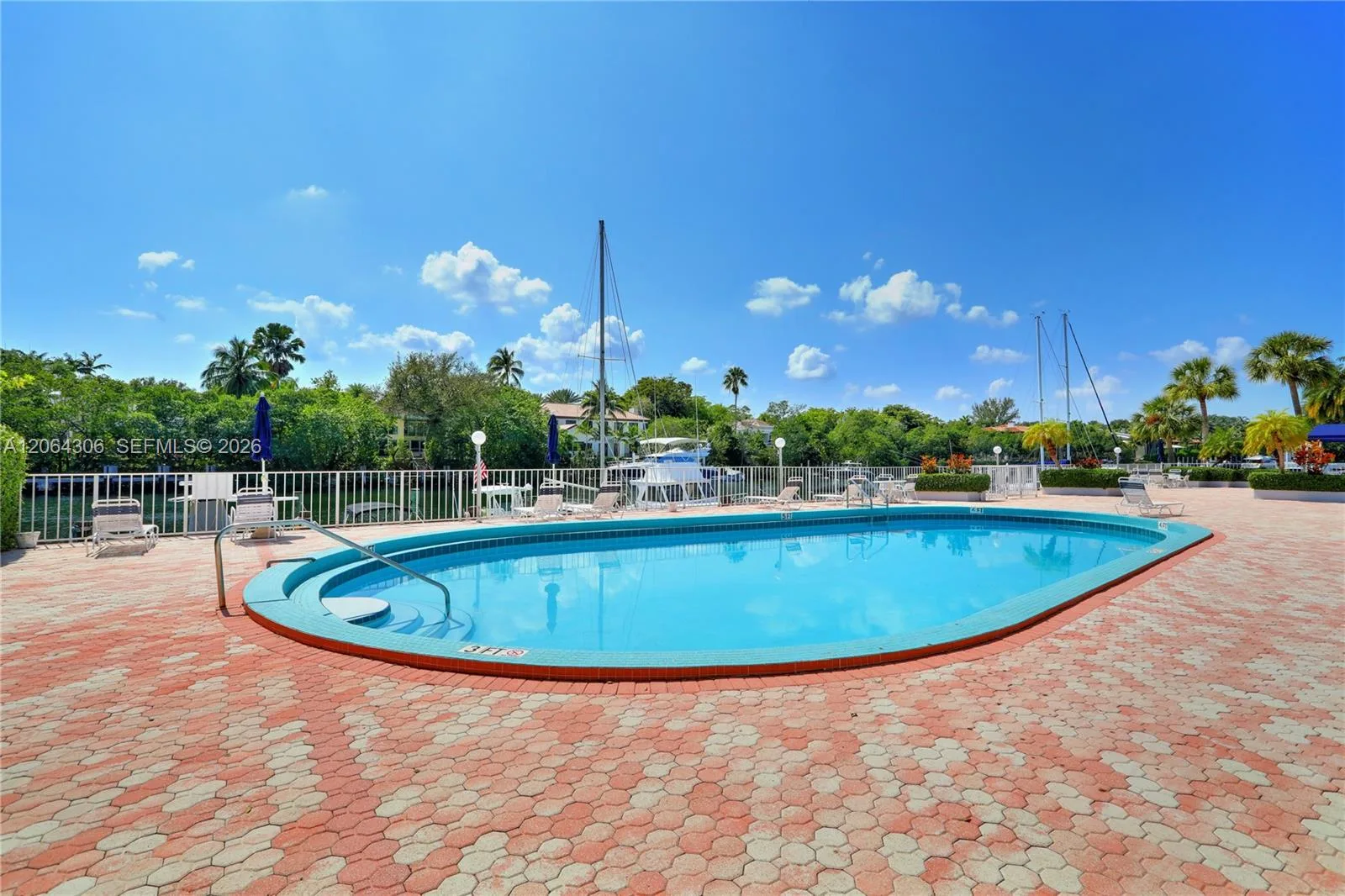 100 EDGEWATER DR # 305, Coral Gables, FL 33133 photo 2